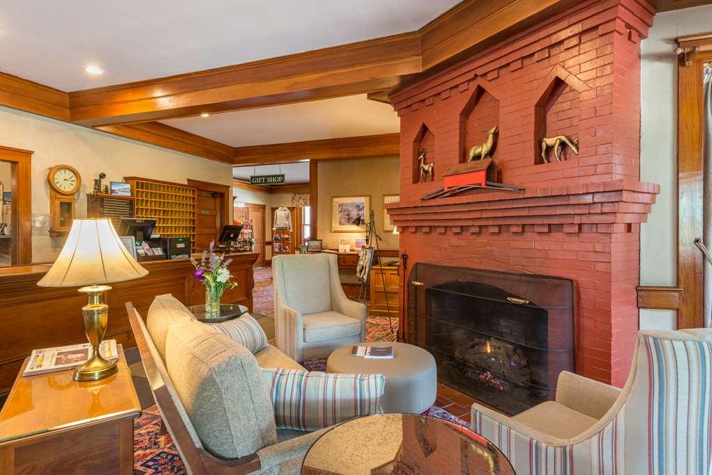 Eagle Mountain House And Golf Club Hotel Джаксън Интериор снимка